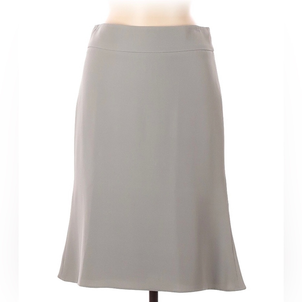 Armani Collezioni Gray A-Line 100% Wool Skirt. Made in Italy  14 Knee to Midi